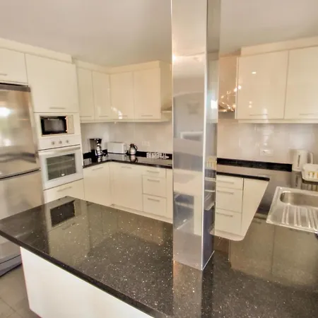 Estrella - With Stunning Views And Private Pool In Benissa