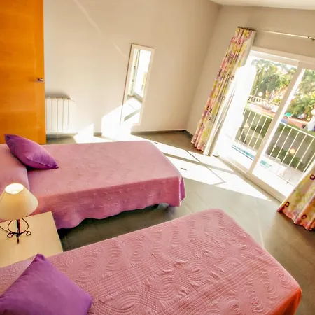 Estrella - With Stunning Views And Private Pool In Villa *