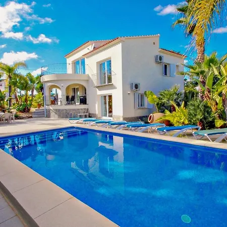 Villa Estrella - With Stunning Views And Private Pool In Benissa
