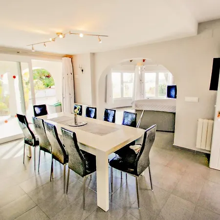 Villa Estrella - With Stunning Views And Private Pool In *