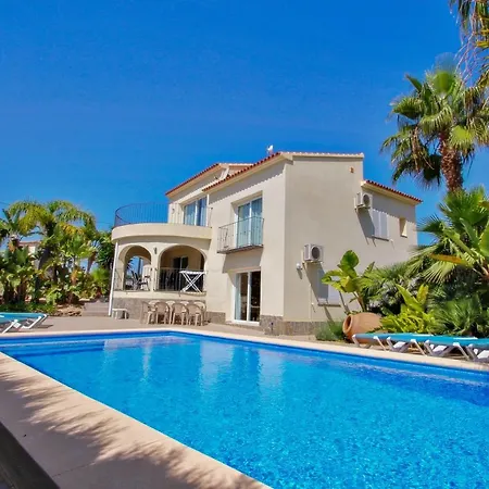 Estrella - With Stunning Views And Private Pool In Benissa