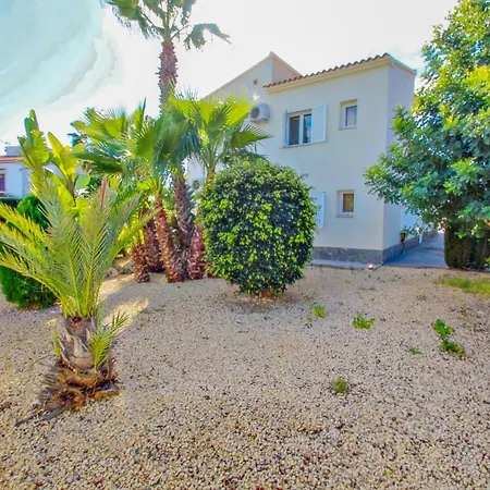 Villa Estrella - With Stunning Views And Private Pool In
