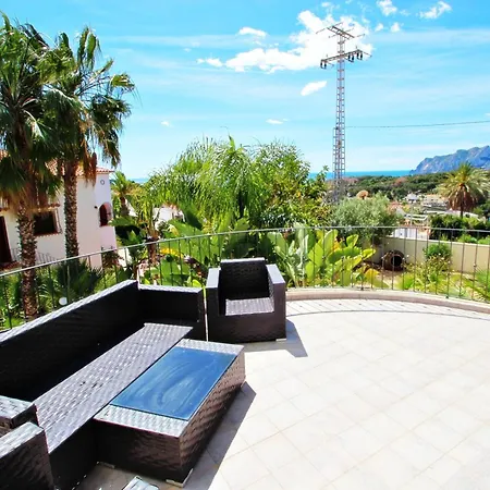 Estrella - With Stunning Views And Private Pool In Villa