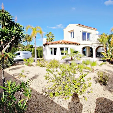 Villa Estrella - With Stunning Views And Private Pool In